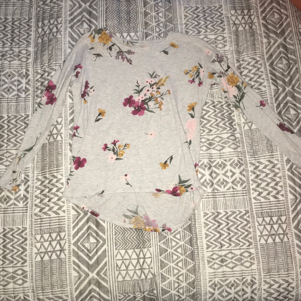 old navy long sleeve shirt